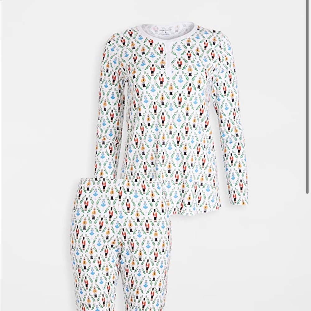 Roller Rabbit Women’s Sugar Plum Pajamas Size M